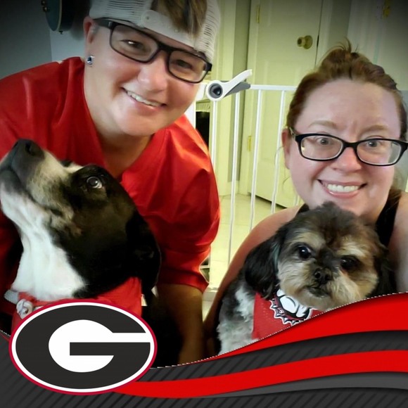 Meet your Posher, Lauria - Picture 1 of 1